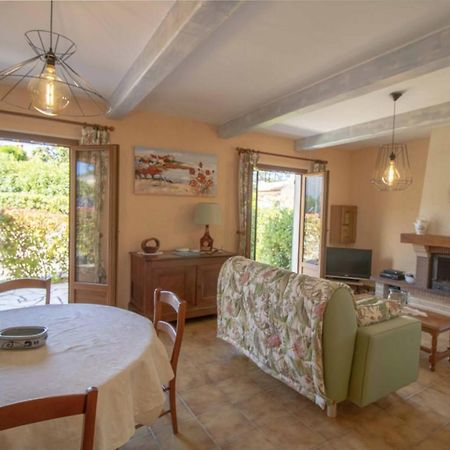 Large Spacious House In Fréjus Екстериор снимка